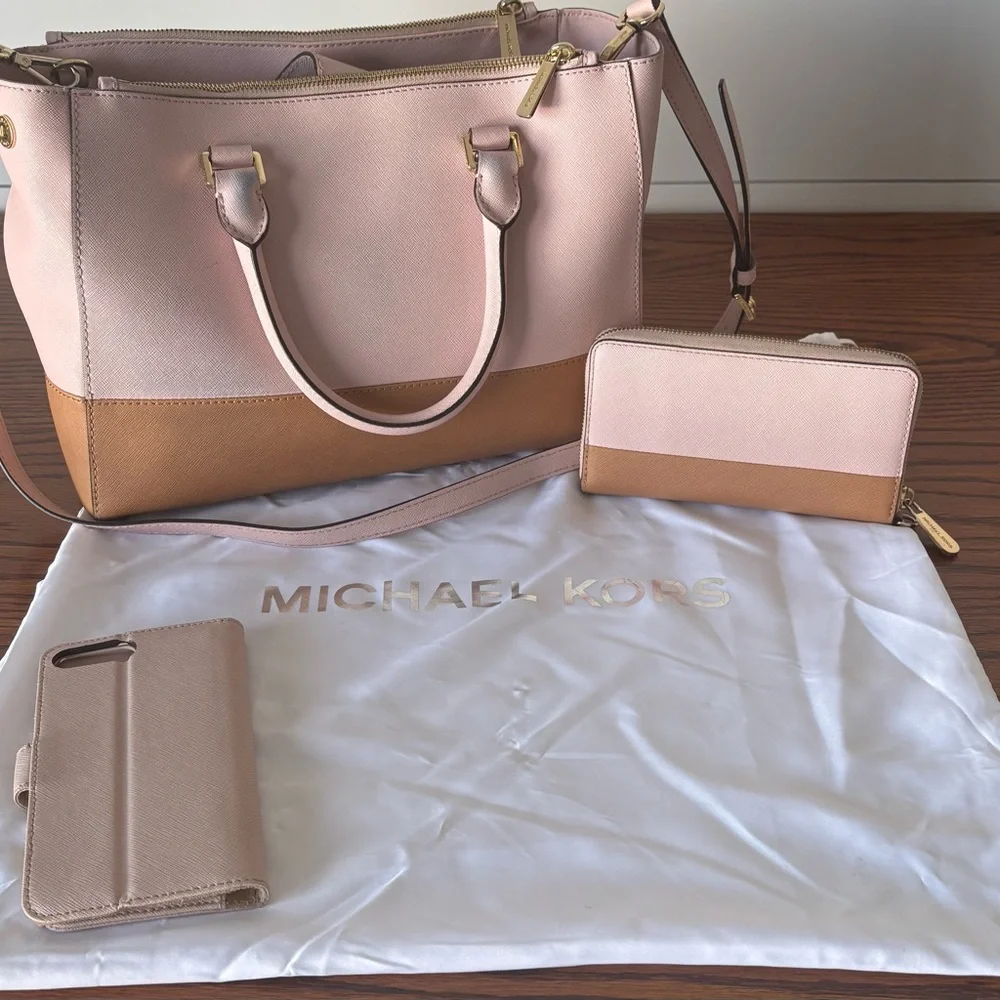 Michael Kors Pink and Tan Shoulder Bag with Wallet - Picture 2 of 2